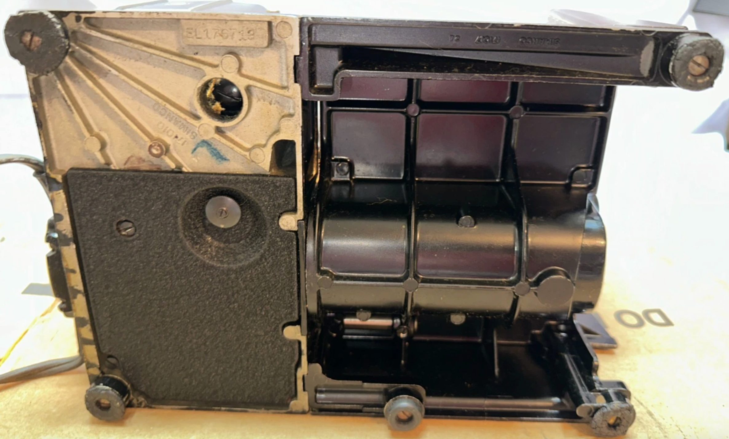 Vintage 1954 Singer 222K Featherweight Sewing Machine – Tested & Working – Portable Classic Sewing Machine