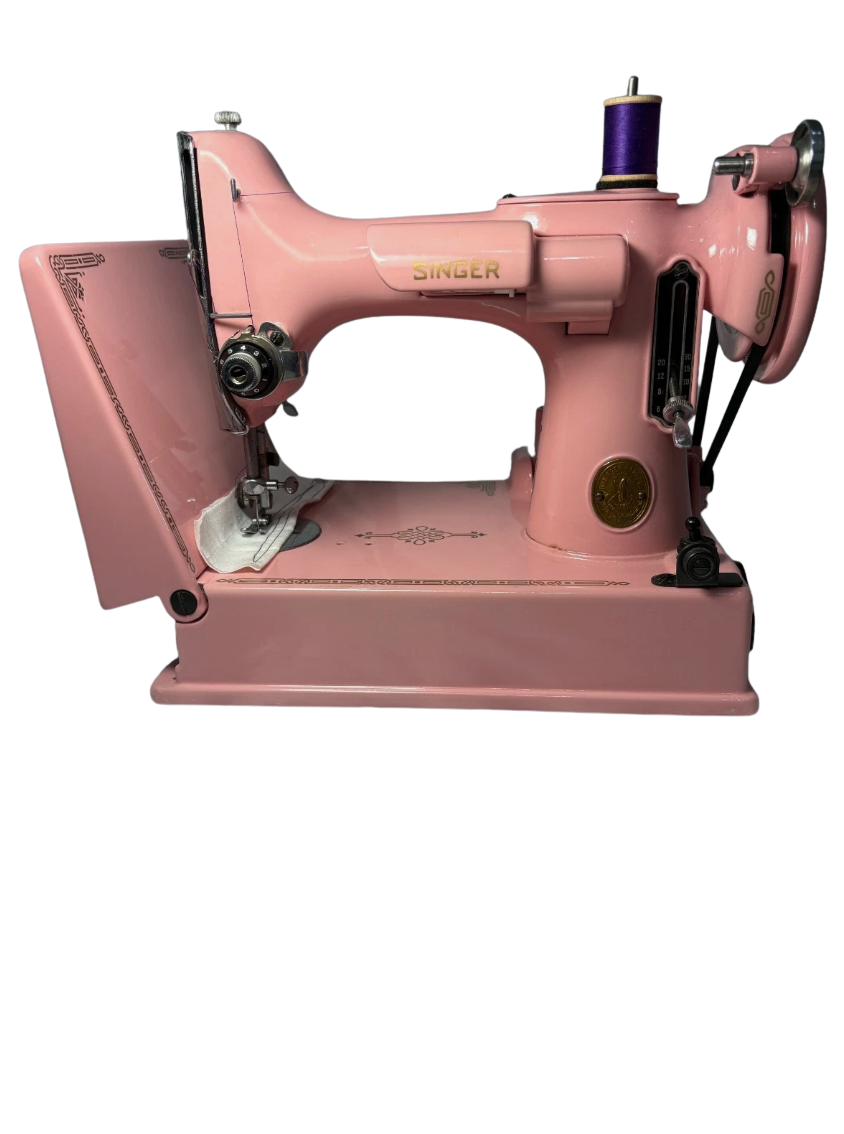 Singer Featherweight Vintage – Powder-Coated Pink 221