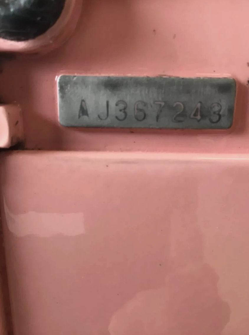 Singer Featherweight Vintage – Powder-Coated Pink 221