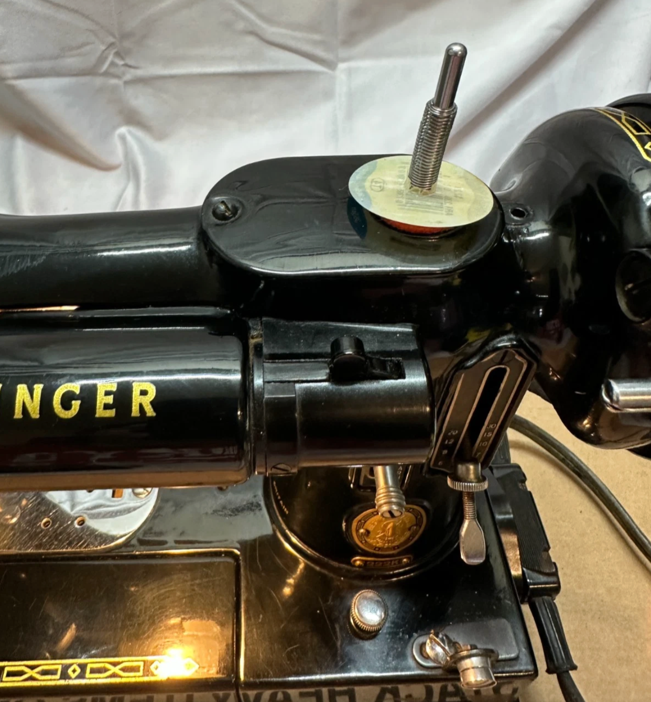 Vintage 1954 Singer 222K Featherweight Sewing Machine – Tested & Working – Portable Classic Sewing Machine