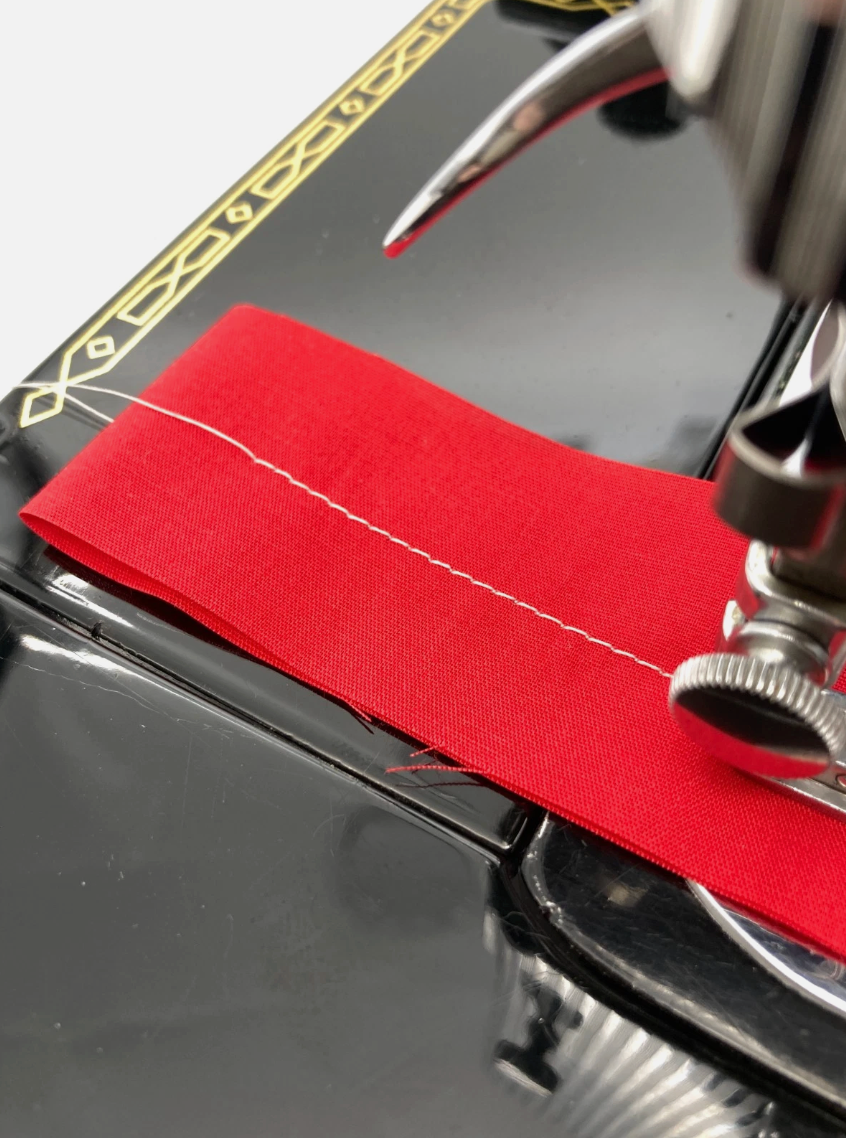 Singer Featherweight 222K Sewing Machine – 1959