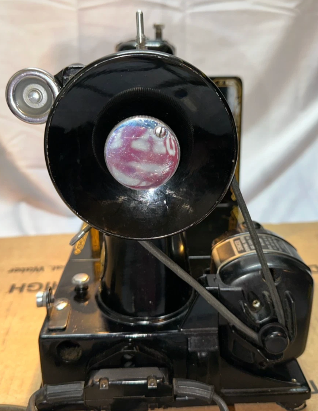 Vintage 1954 Singer 222K Featherweight Sewing Machine – Tested & Working – Portable Classic Sewing Machine