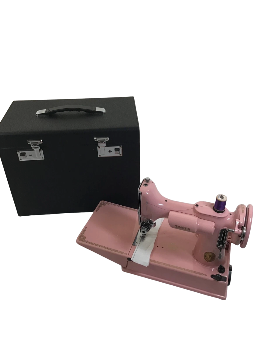 Singer Featherweight Vintage – Powder-Coated Pink 221