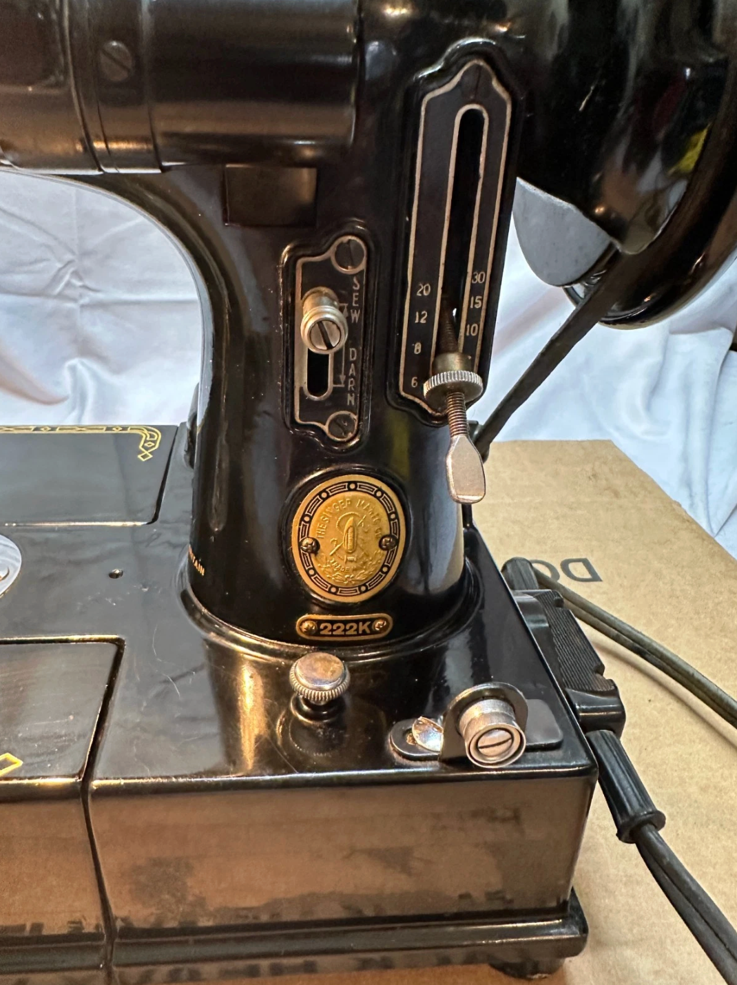 Vintage 1954 Singer 222K Featherweight Sewing Machine – Tested & Working – Portable Classic Sewing Machine